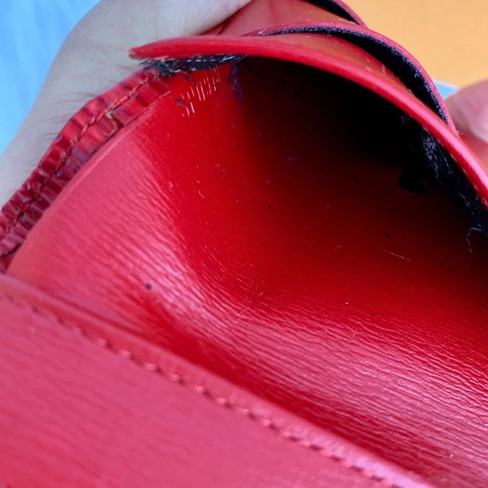 EUC‎ Louis Vuitton Women's Red Epi Leather Elise Trifold Wallet Size Small